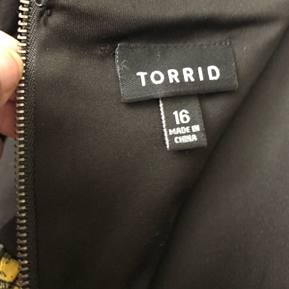 Torrid dress high/low with skulls. Like new. - Picture 4 of 8